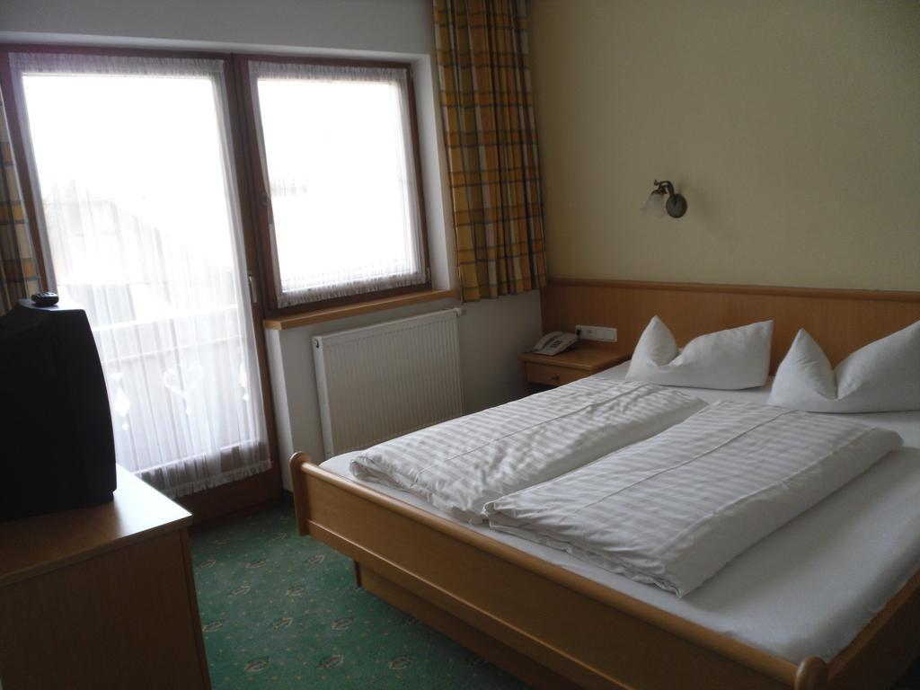 Walchenhof Hotel Mayrhofen Quarto foto